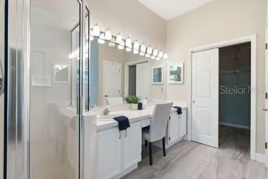 4415 AVENUE CANNES Lutz, FL 33558