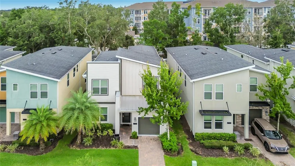 2735 BOOKMARK DRIVE Kissimmee, FL 34746
