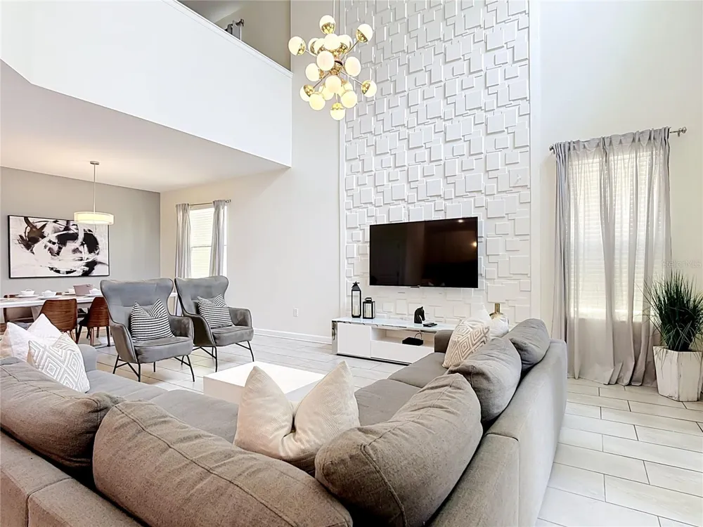 2735 BOOKMARK DRIVE Kissimmee, FL 34746
