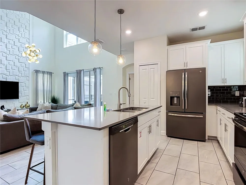2735 BOOKMARK DRIVE Kissimmee, FL 34746
