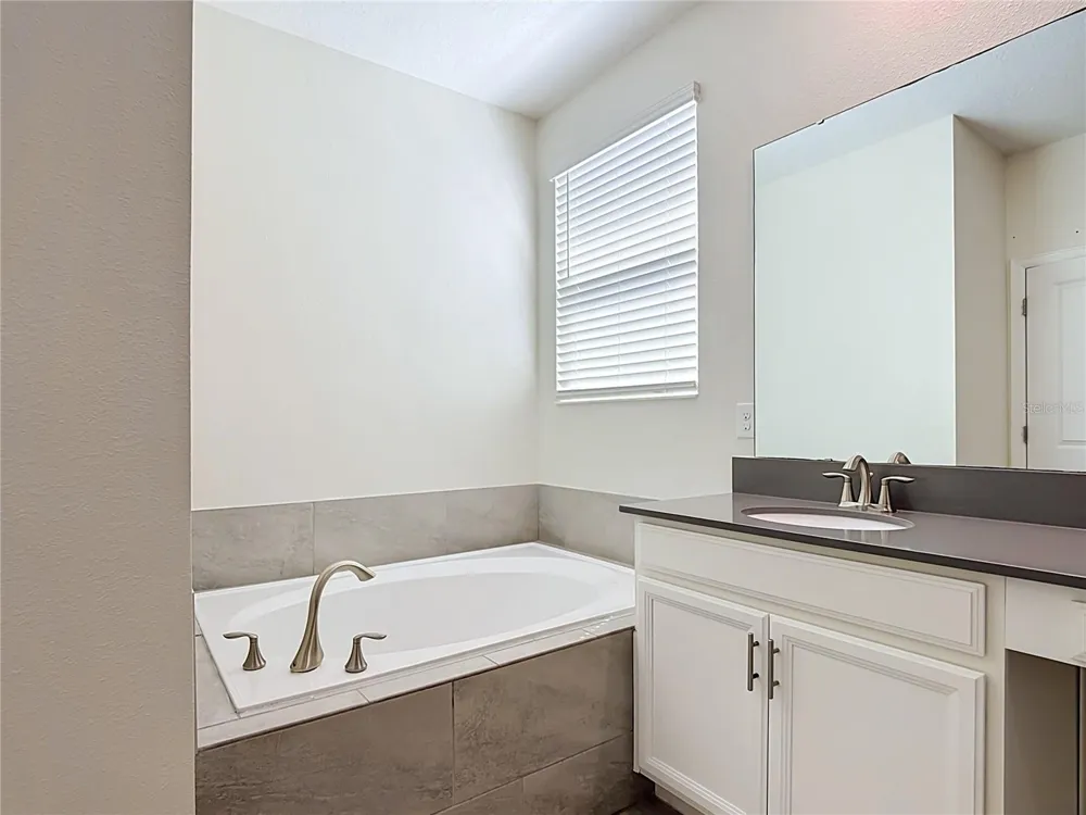 2735 BOOKMARK DRIVE Kissimmee, FL 34746