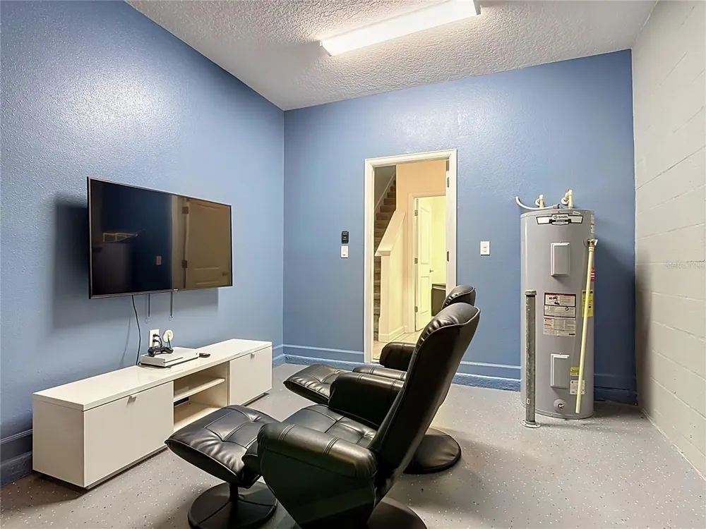 2735 BOOKMARK DRIVE Kissimmee, FL 34746