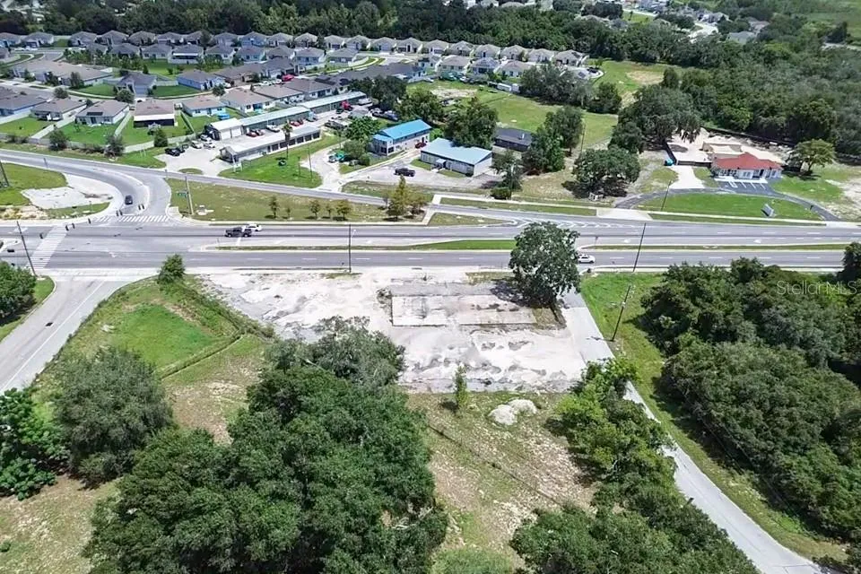 E MYERS BOULEVARD Mascotte, FL 34753