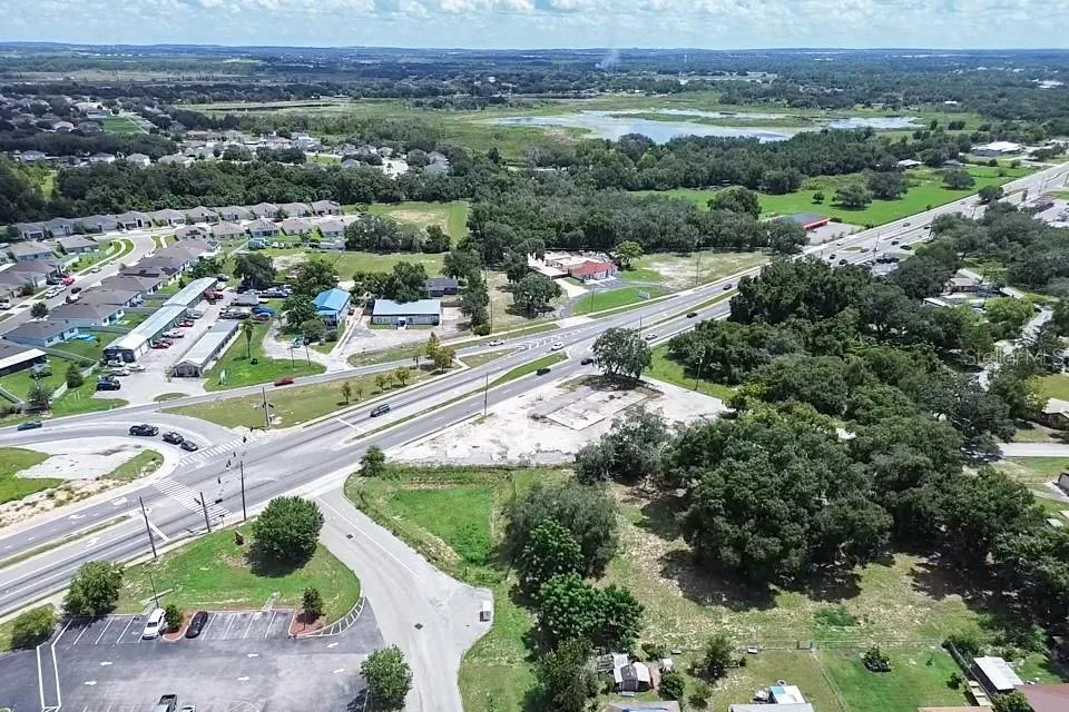 E MYERS BOULEVARD Mascotte, FL 34753