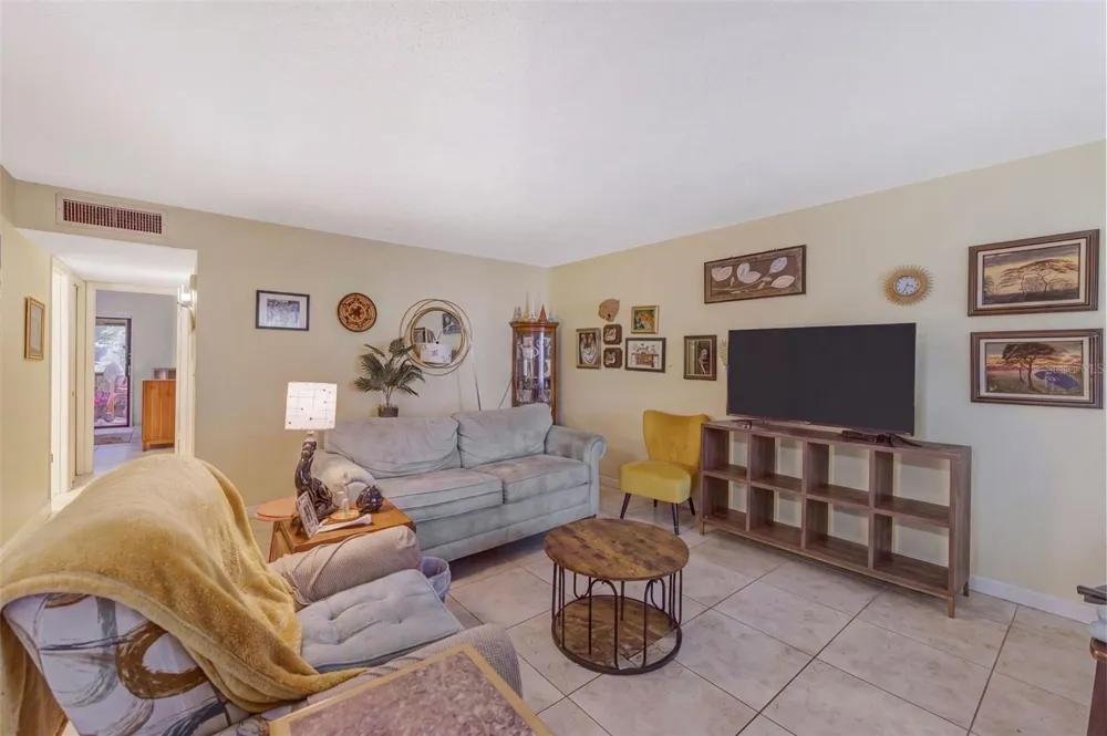 11714 RAINTREE VILLAGE BOULEVARD #A Temple Terrace, FL 33617