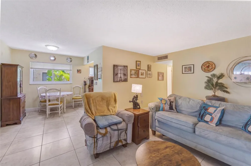 11714 RAINTREE VILLAGE BOULEVARD #A Temple Terrace, FL 33617