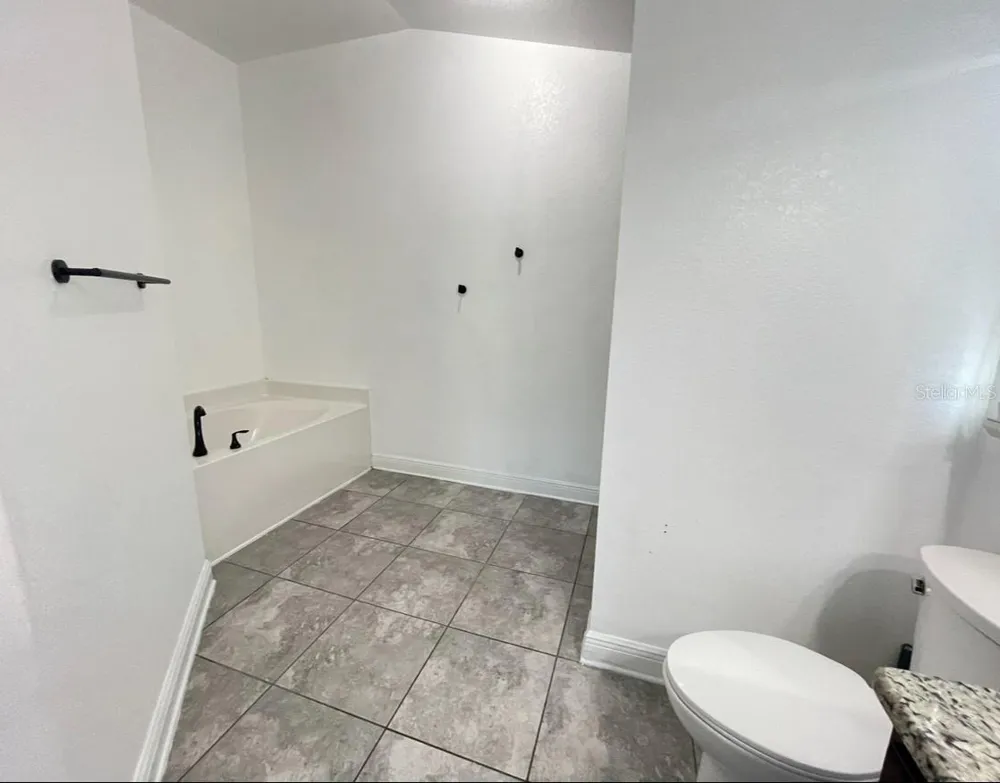1295 LEGATTO LOOP Dundee, FL 33838