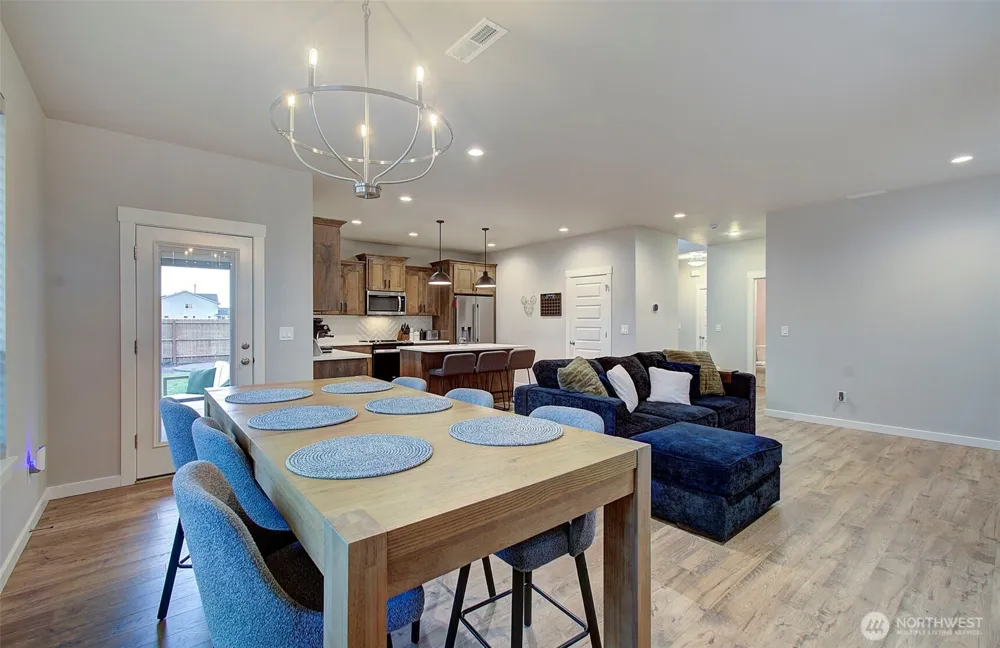 11611 NE 135th Avenue Brush Prairie, WA 98606
