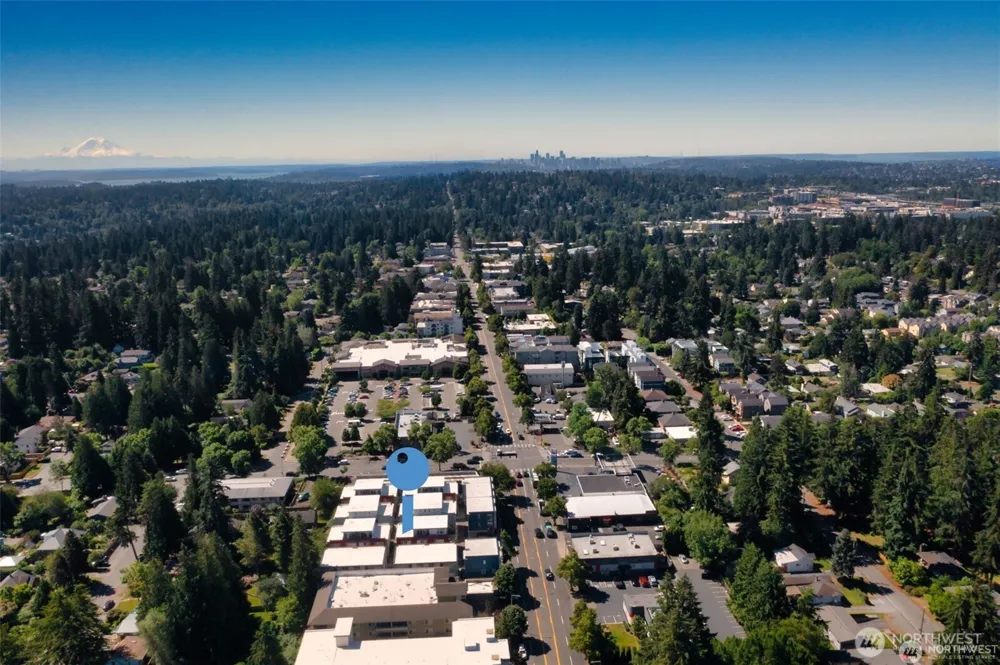 12520 15th Avenue NE #C Seattle, WA 98125