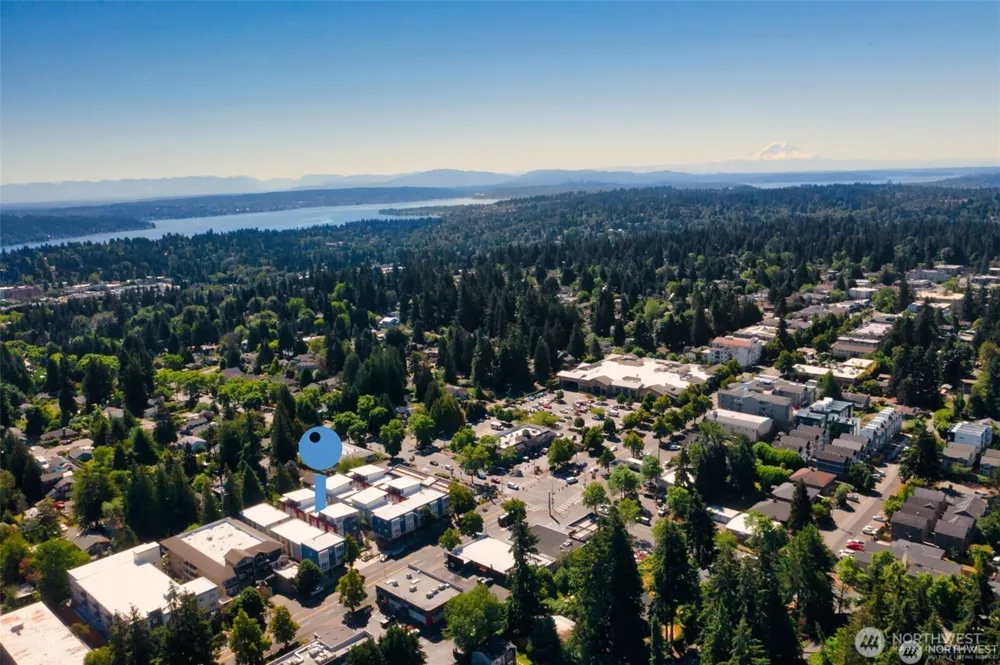 12520 15th Avenue NE #C Seattle, WA 98125