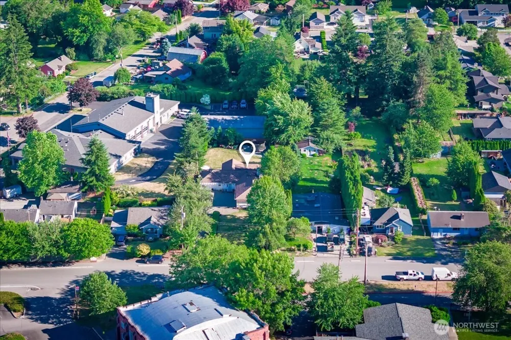33331 SE 42nd Street Fall City, WA 98024