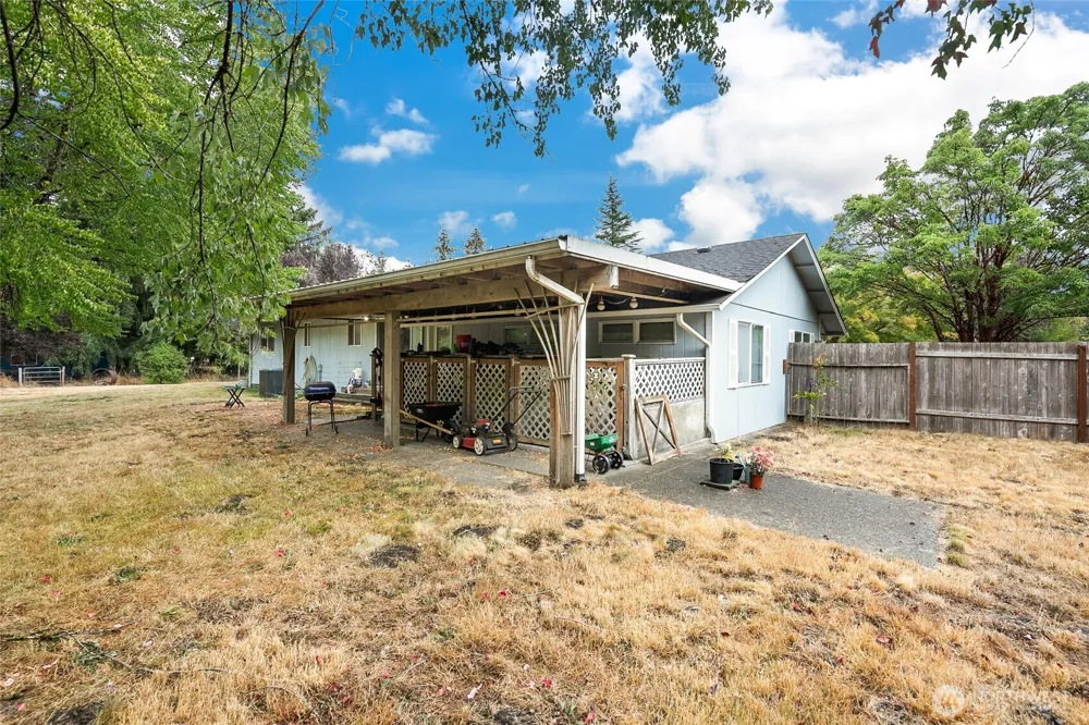 16631 Case Road SW Rochester, WA 98579