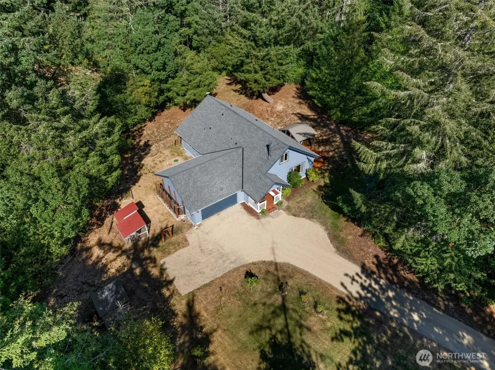 20401 22nd Street SW Lakebay, WA 98349
