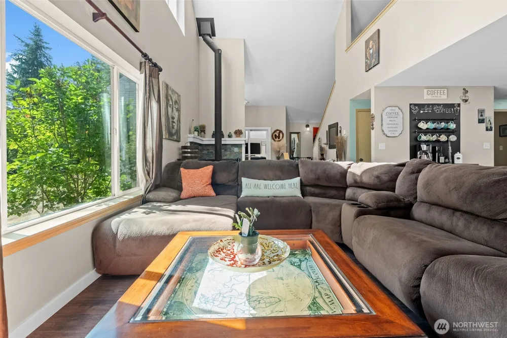 20401 22nd Street SW Lakebay, WA 98349