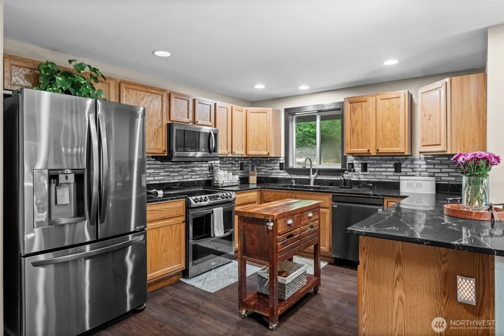 20401 22nd Street SW Lakebay, WA 98349