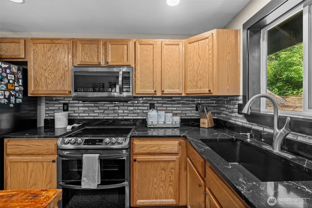20401 22nd Street SW Lakebay, WA 98349