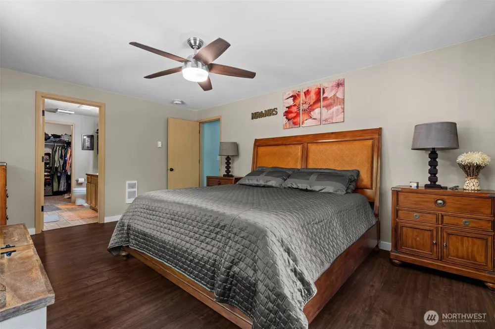 20401 22nd Street SW Lakebay, WA 98349