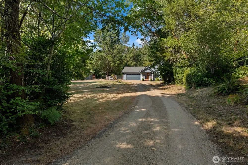 20401 22nd Street SW Lakebay, WA 98349