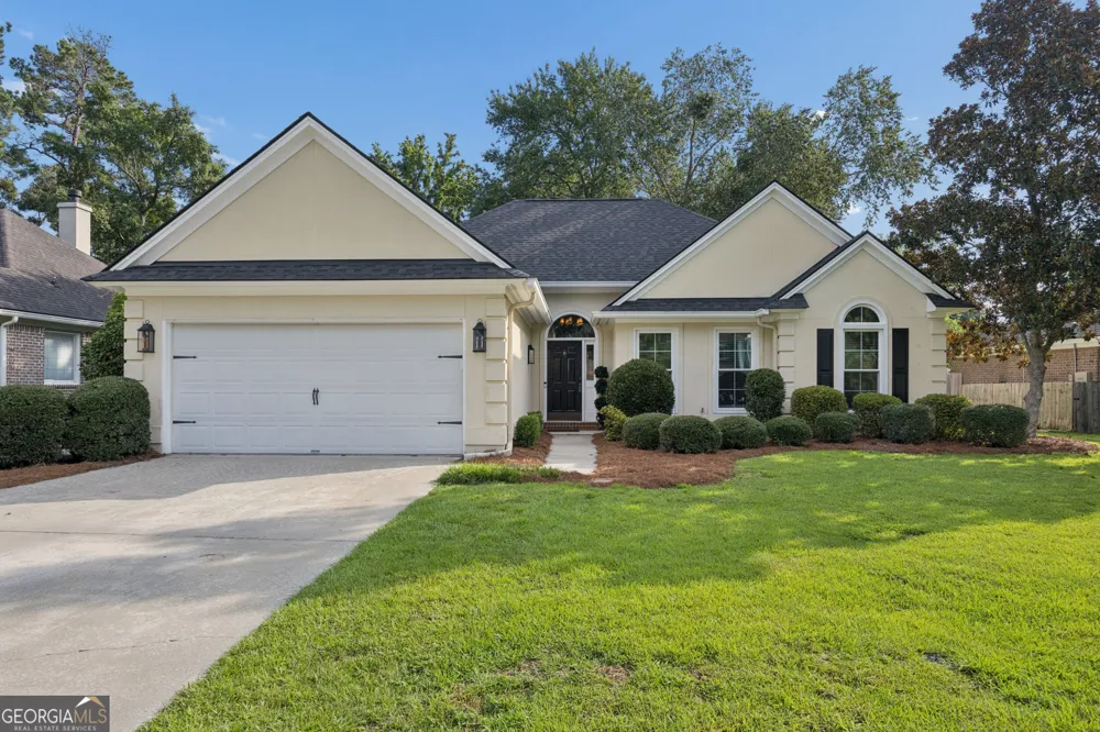 114 Steeplechase RD Savannah, GA 31405