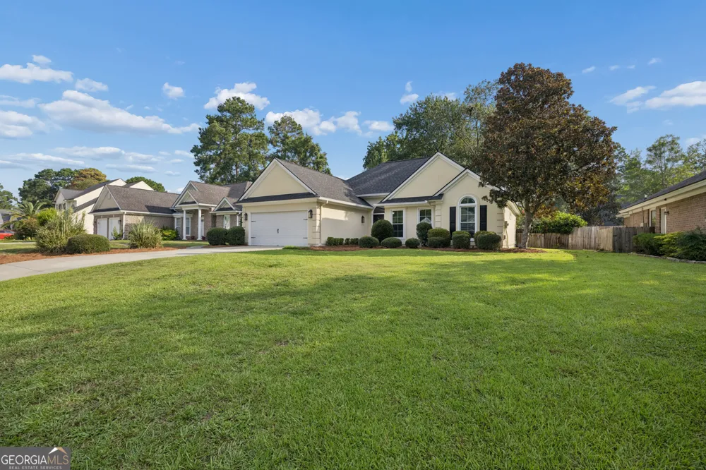 114 Steeplechase RD Savannah, GA 31405