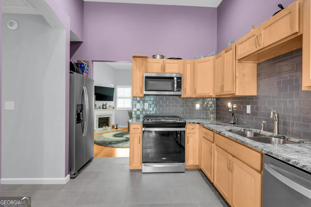 1541 Burnstone DR Stone Mountain, GA 30088