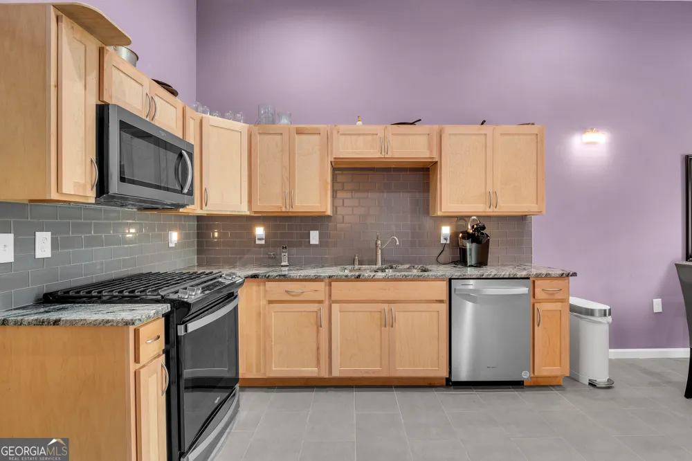 1541 Burnstone DR Stone Mountain, GA 30088