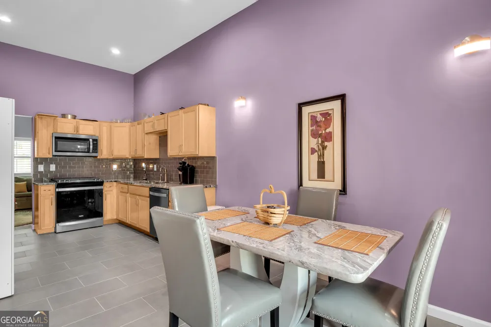 1541 Burnstone DR Stone Mountain, GA 30088