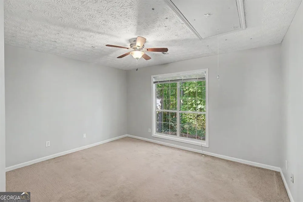 1011 Braelin CT Woodstock, GA 30189