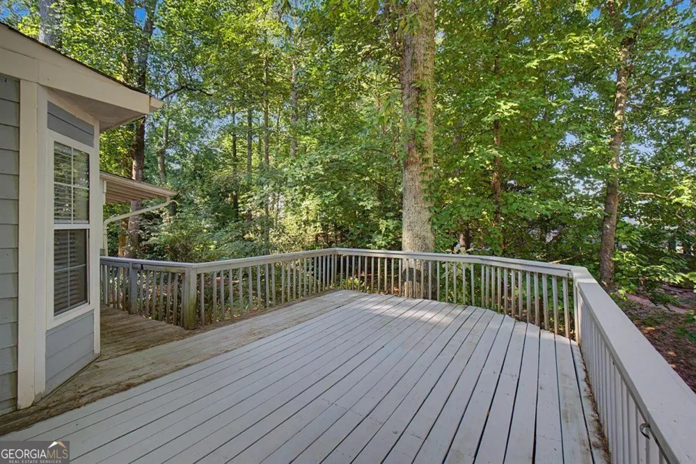 1011 Braelin CT Woodstock, GA 30189