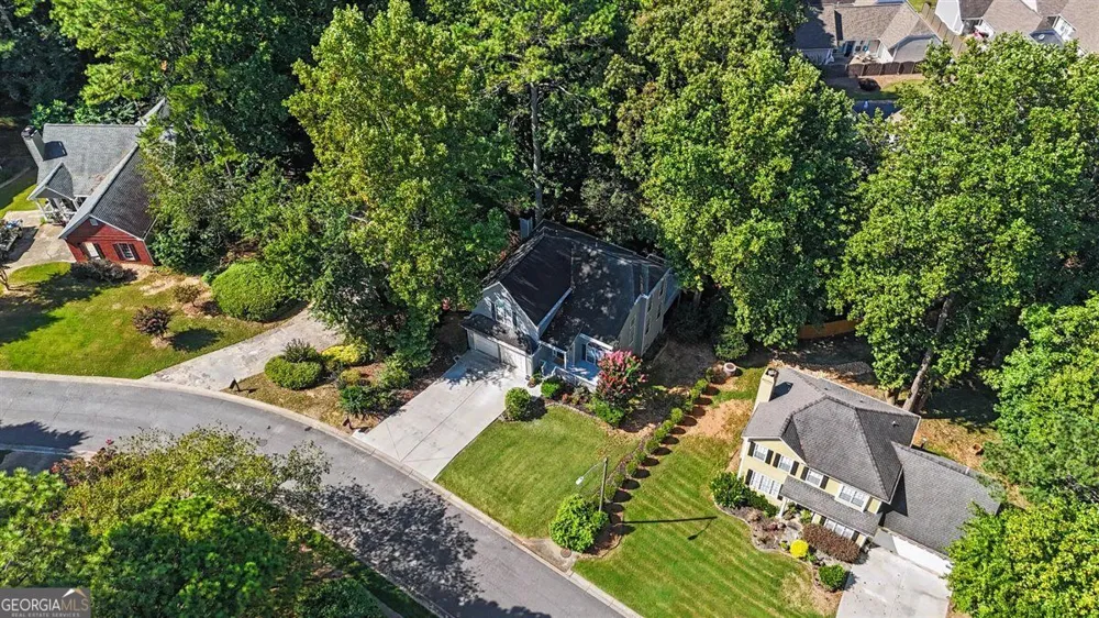 1011 Braelin CT Woodstock, GA 30189