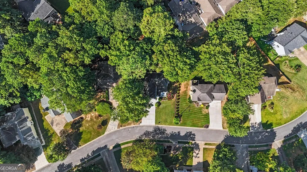 1011 Braelin CT Woodstock, GA 30189
