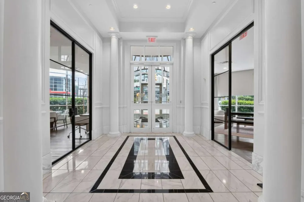 325 E Paces Ferry RD NE Atlanta, GA 30305