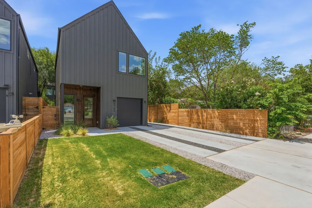 5706 Nancy Drive #2 Austin, TX 78745