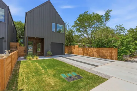 5706 Nancy Drive #2