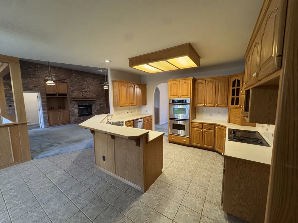 690 Ancient Oaks Drive Marble Falls, TX 78654
