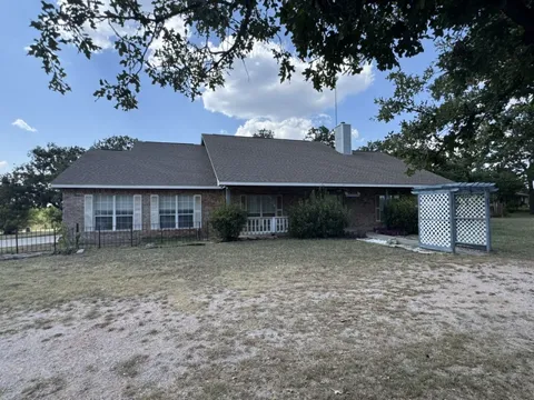 690 Ancient Oaks Drive