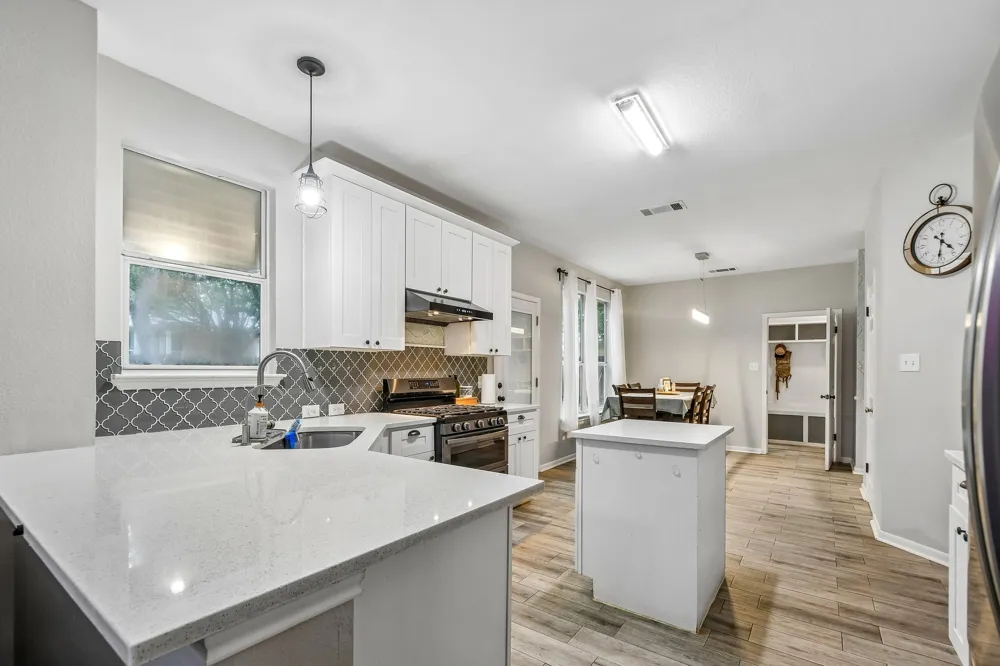 1205 Yountville Drive Leander, TX 78641