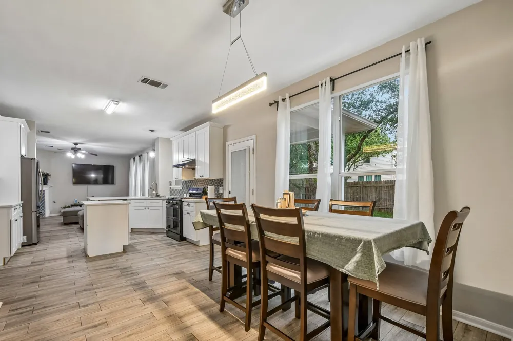 1205 Yountville Drive Leander, TX 78641