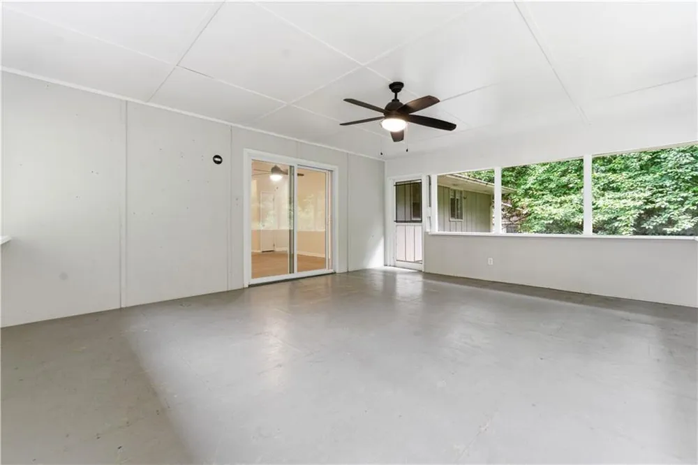 3064 Fern Valley Drive SW Marietta, GA 30008