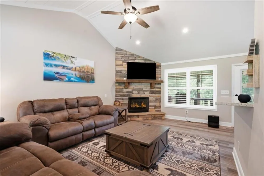 151 Old South Drive Ellijay, GA 30540