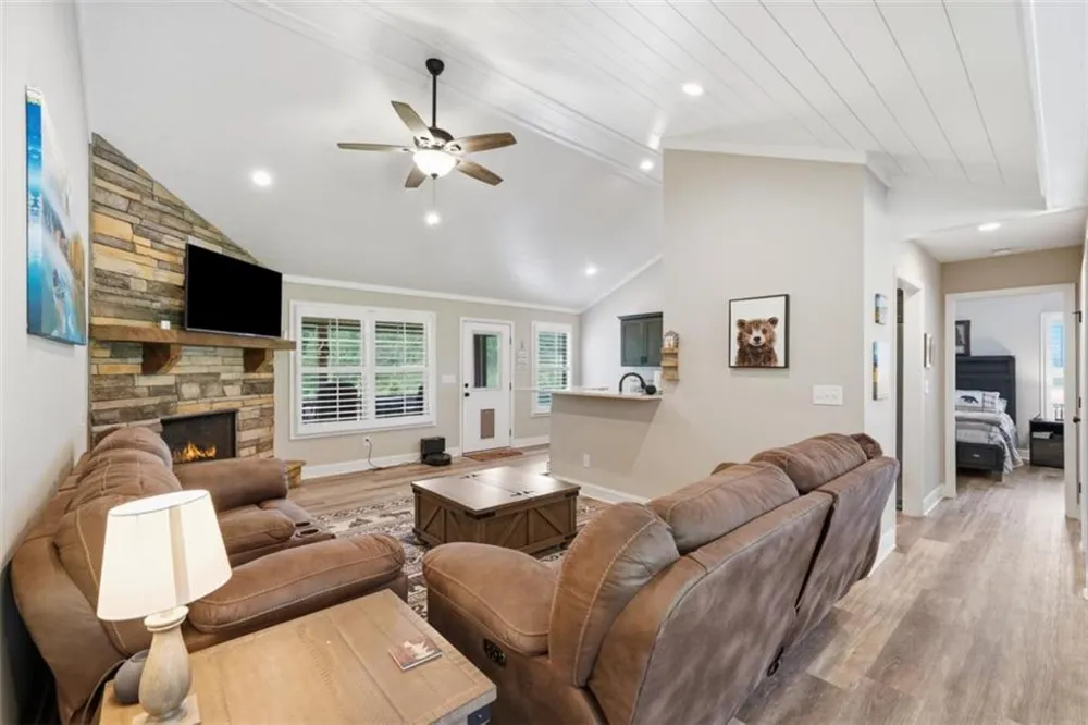 151 Old South Drive Ellijay, GA 30540