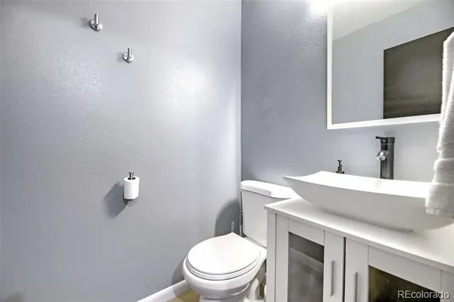 5680 S Lowell Boulevard Littleton, CO 80123