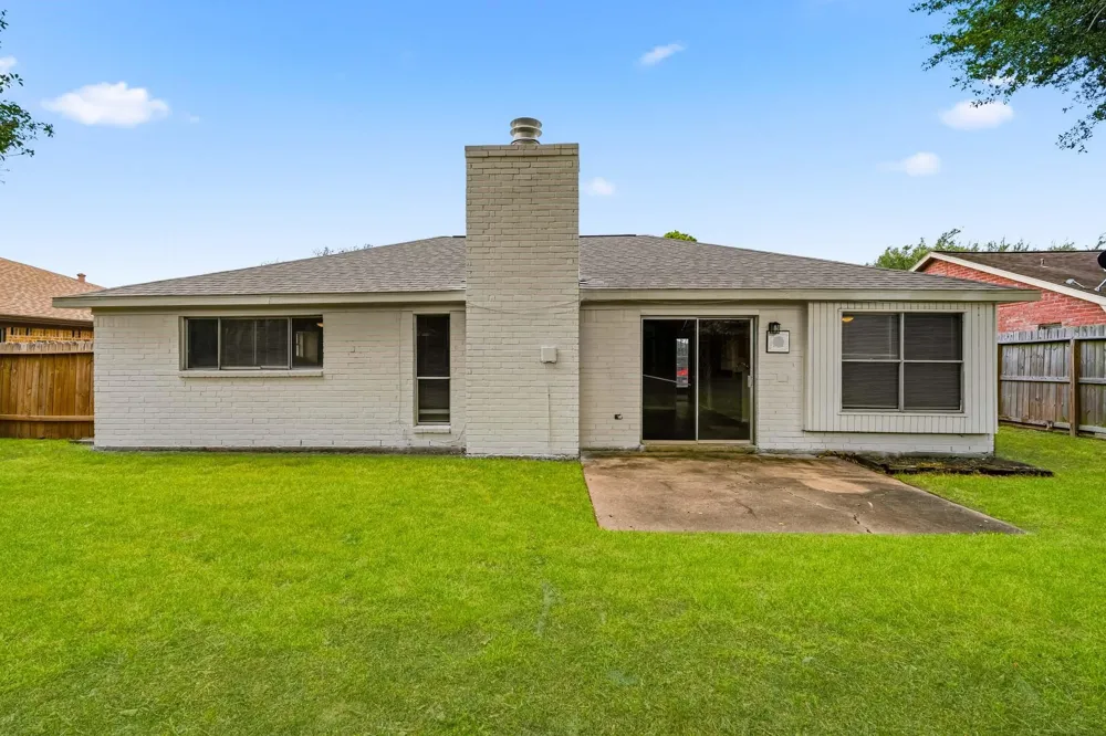 1310 Mossridge Drive Missouri City, TX 77489