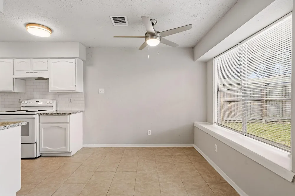 1310 Mossridge Drive Missouri City, TX 77489