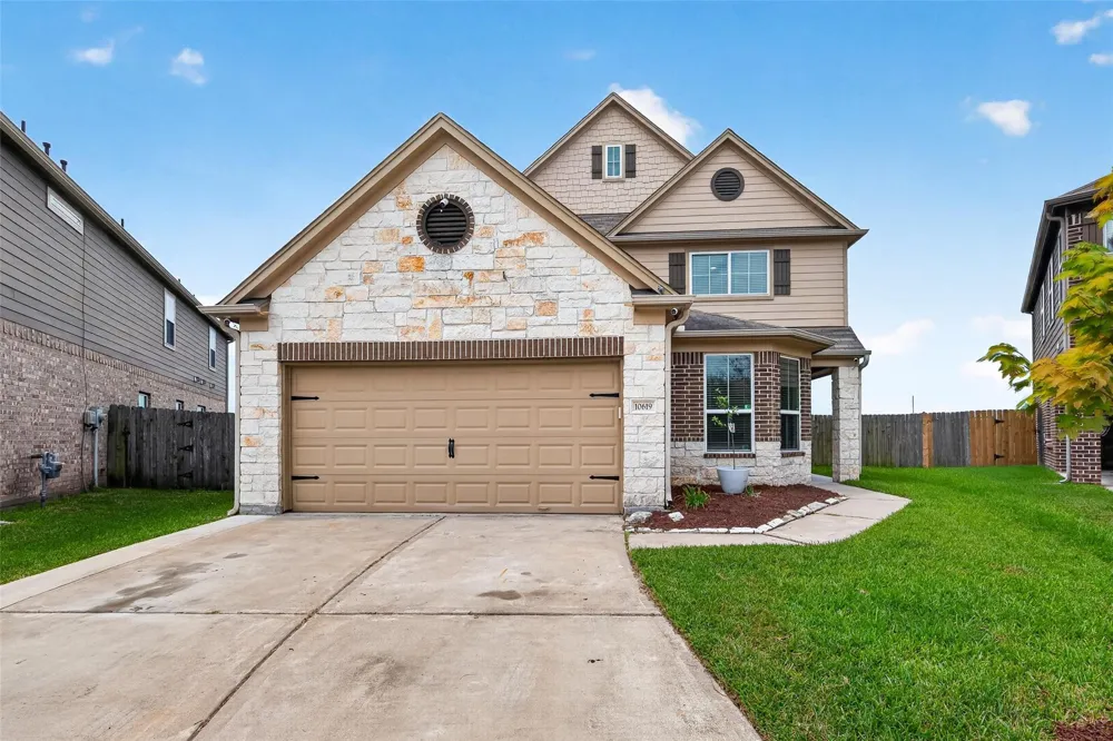 10619 Blithe Oak Court Tomball, TX 77375