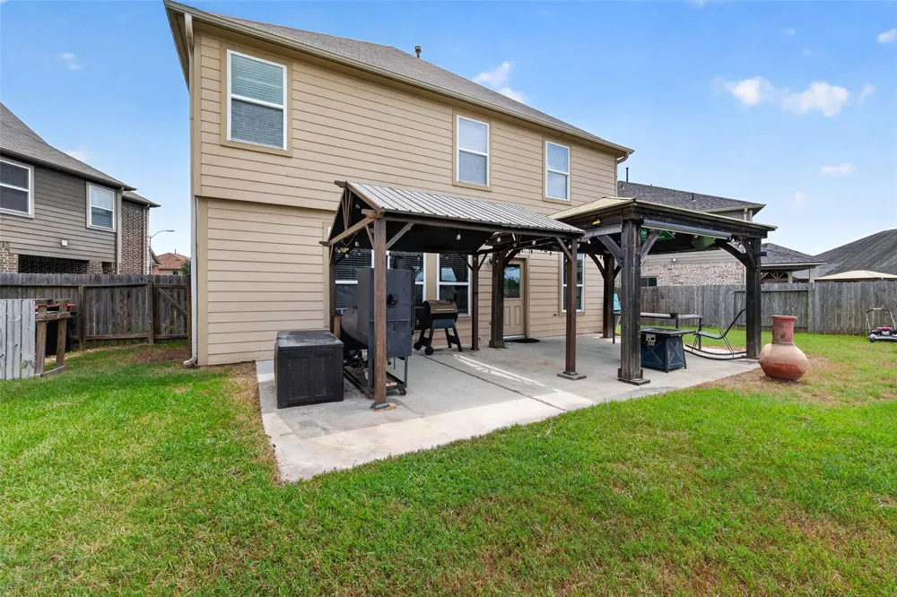 10619 Blithe Oak Court Tomball, TX 77375