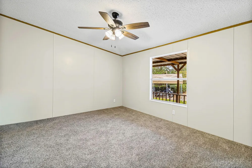 106 Jefferson Street Livingston, TX 77351