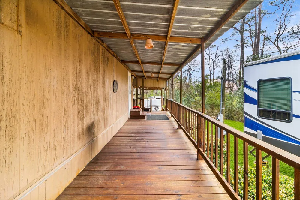 106 Jefferson Street Livingston, TX 77351