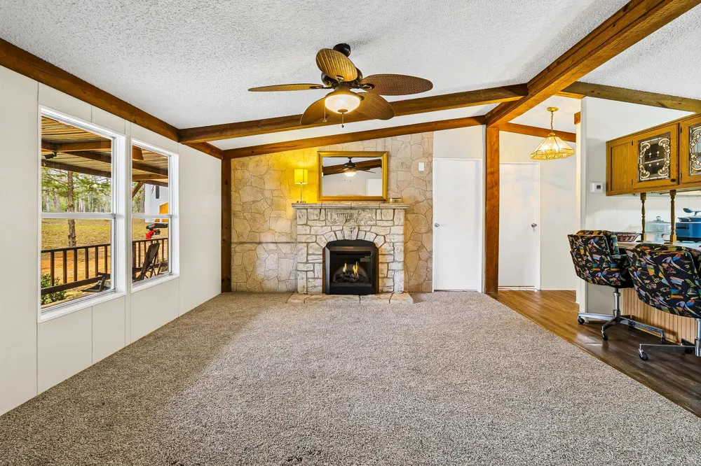 106 Jefferson Street Livingston, TX 77351