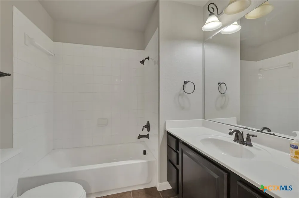 263 Hamburg Avenue New Braunfels, TX 78132